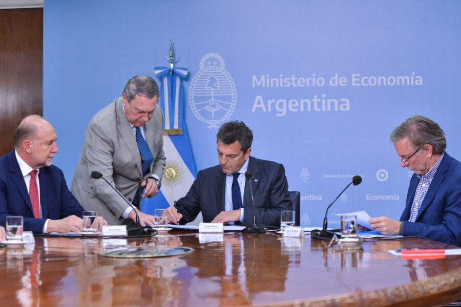 (Mención a Bahillo) Sergio Massa anunció inversiones de $7.000 millones para productores lecheros santafesinos