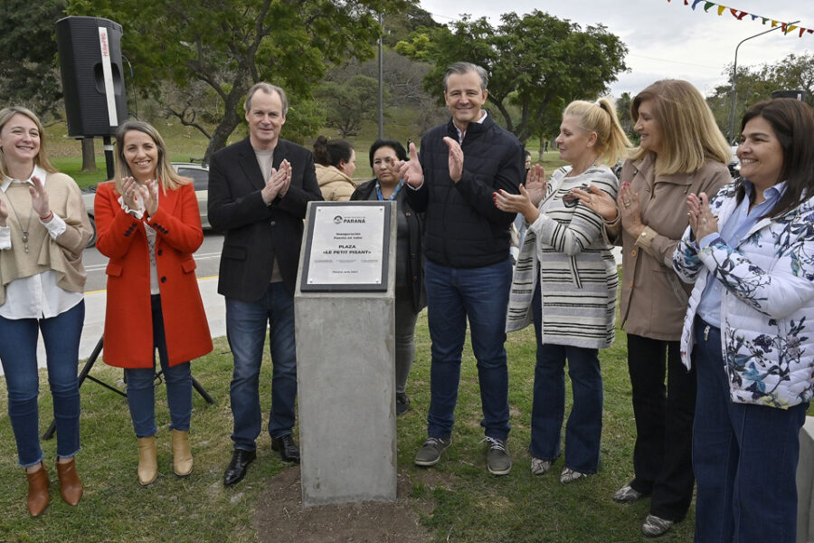 Bordet al compartió con Bahl la inauguración de la obra de la plaza Le Petit Pisant