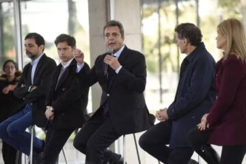 (Mención a Bordet) Massa envió más señales de unidad al peronismo y redobló su embestida contra Juntos por el Cambio por el FMI