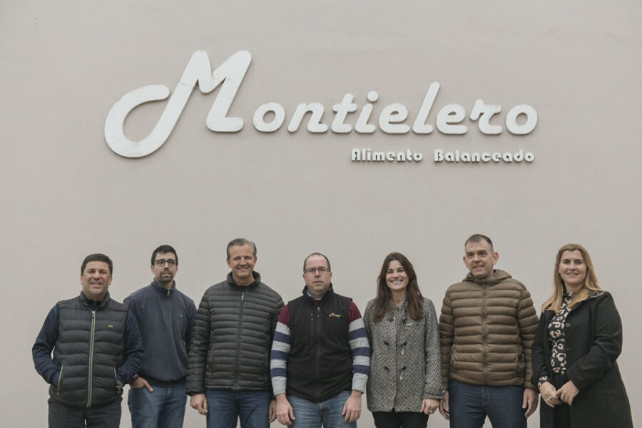 Más fotos políticas de Bahl y Monjo ahora en Maciá