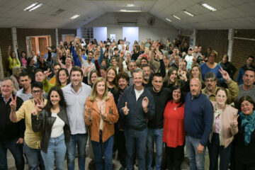 De a poco Bahl reconstruye la unidad del PJ en Paraná