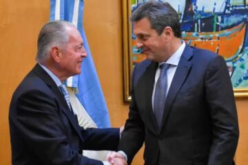 (En Entre Ríos) En medio de la tensión por el bono, Massa se reúne con empresarios y participará de un evento de industriales