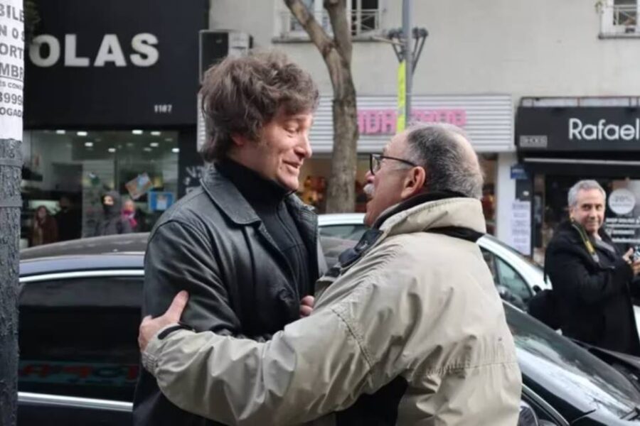 (Mención a candidato entrerriano) Javier Milei retoma hoy su campaña con recorridas en el conurbano y visitas a nuevas provincias