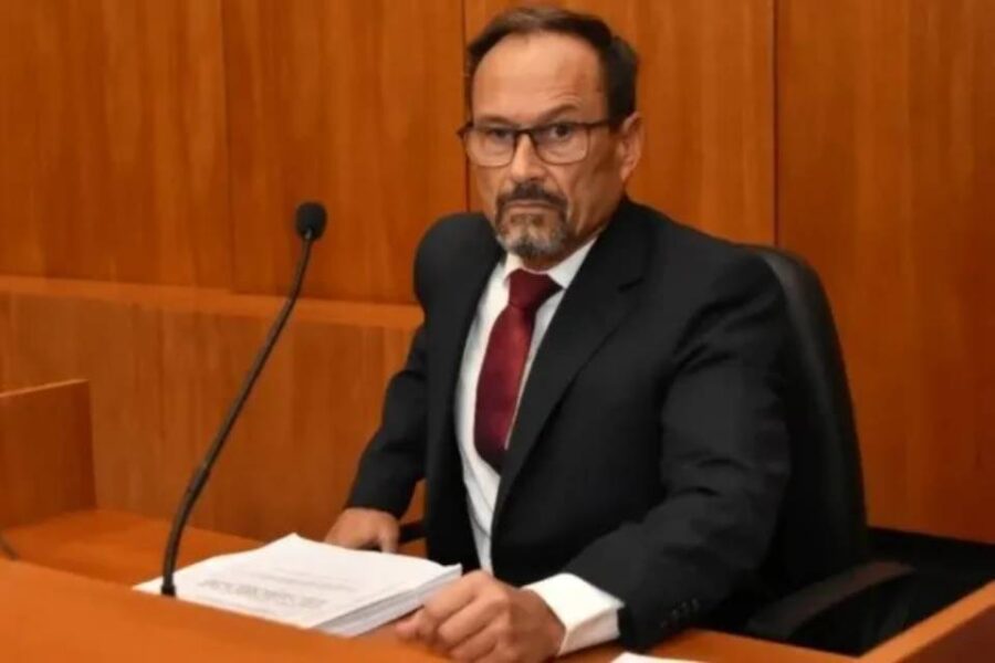 Un juez de Entre Ríos fue suspendido tras ser denunciado por su hijo por abuso sexual