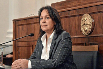 Suspenden a la ex viceintendenta de Varisco por denuncias de violencia