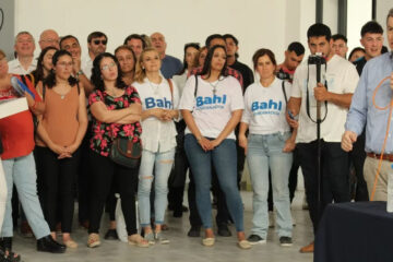 Elecciones 2023, en vivo: un intendente acusó en la cara al gobernador Bordet de hacer proselitismo con la entrega de casas