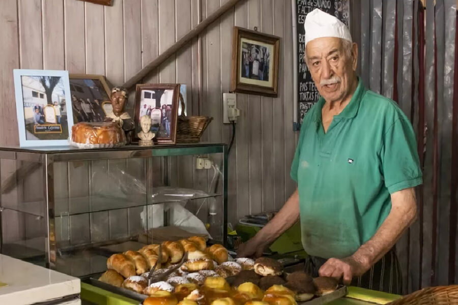 (Es de Entre Rios) La historia detrás del panadero de pueblo que se convirtió en meme y la receta del pan dulce que nunca reveló