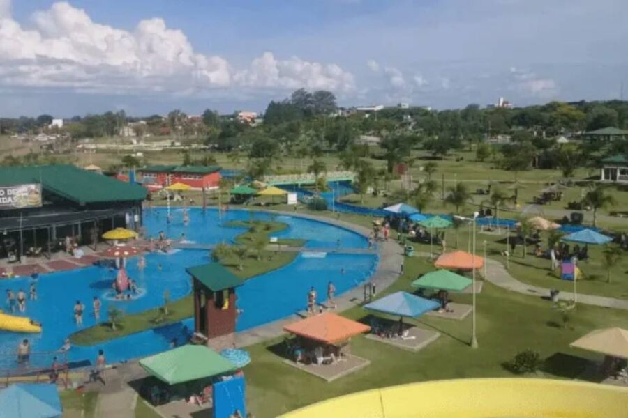 Escapada: el paraíso entrerriano que sorprende a turistas con hermosas playas y un exótico parque acuático