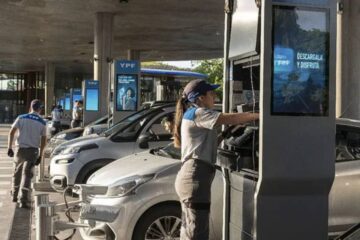 (Mención a dirigente entrerriano) Combustibles: se normaliza el abastecimiento de naftas y gasoil en todo el país