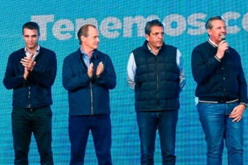 Peronistas entrerrianos se movilizan con la esperanza de que gane Massa
