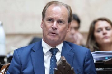 Pide abrir su declaración jurada y denuncia un ataque personal