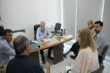 Paraná y Aldea Brasilera renovaron un convenio para capacitar en Lengua de Señas