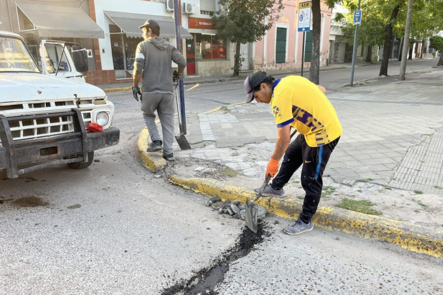 Continúa el Plan de Bacheo en Zona Centro