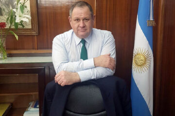 Rogel propone que sea obligatorio el debate de candidatos