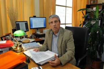 Reforma: Fue 17 años presidente de la Caja y ahora dice que es tarde, pero la apoya