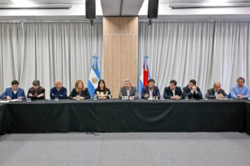 Frigerio y la Liga de Intendentes Justicialistas abordaron la reforma política y electoral