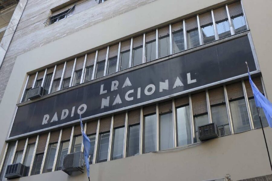Repercusiones sobre el cambio de programación en emisoras entrerrianas de Radio Nacional