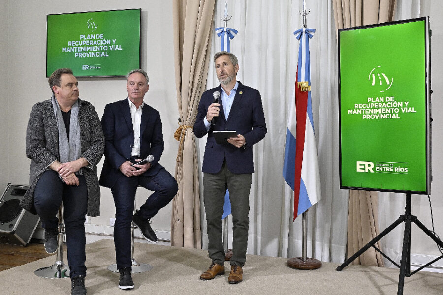 El gobierno presentó la segunda etapa del plan de recuperación de la trama vial entrerriana