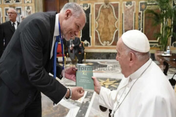 El rector de la UNER en la mira por sus viajes en plena crisis presupuestaria