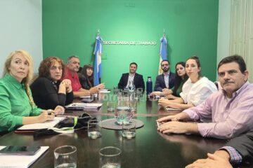 El gobierno provincial mejoró la propuesta salarial para los trabajadores estatales