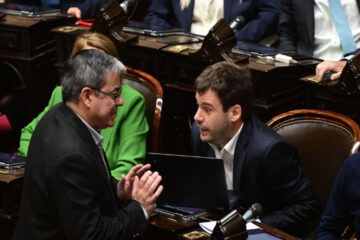 (Mención a Frigerio) Caso $Libra: la oposición no logra un consenso y se demora la convocatoria para interpelar funcionarios