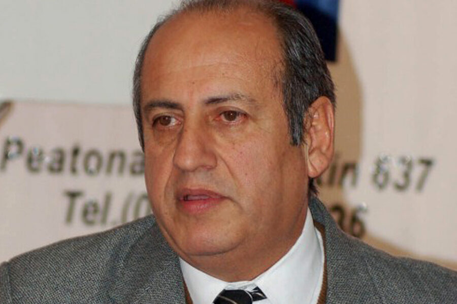 Sobre la entrega al gobernador de la potestad de decidir la fecha de elecciones