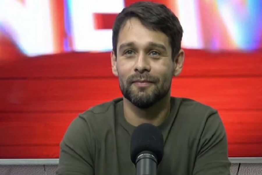 Hoy lo coherente sería recuperar la política